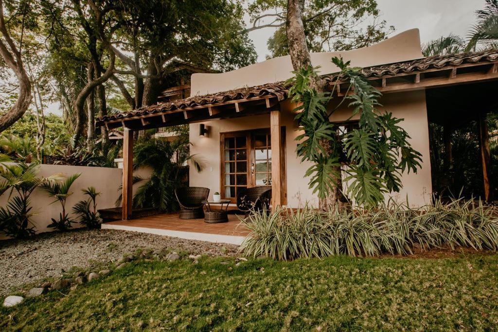 Sansara Surf Yoga & Resort Cambutal Eksteriør billede